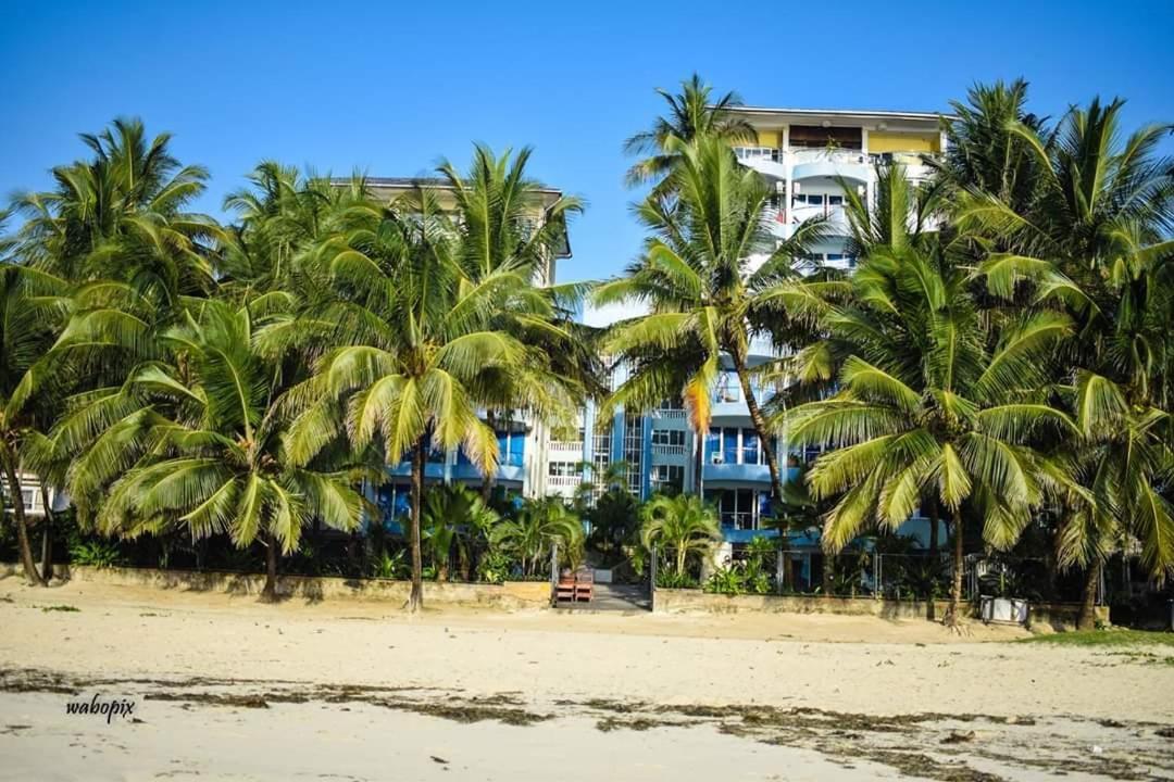 Rosy Sea Front Beach Condo Bamburi Exterior foto